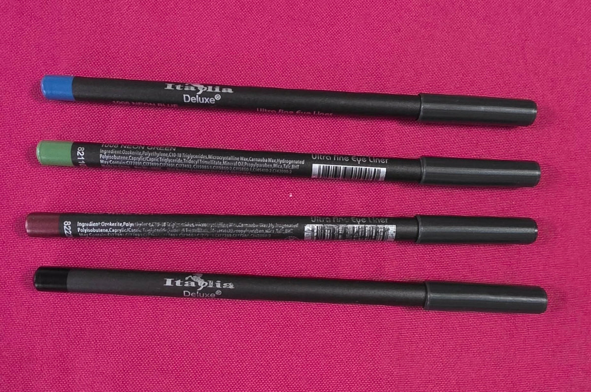 Ultra Fine Eye Liner
